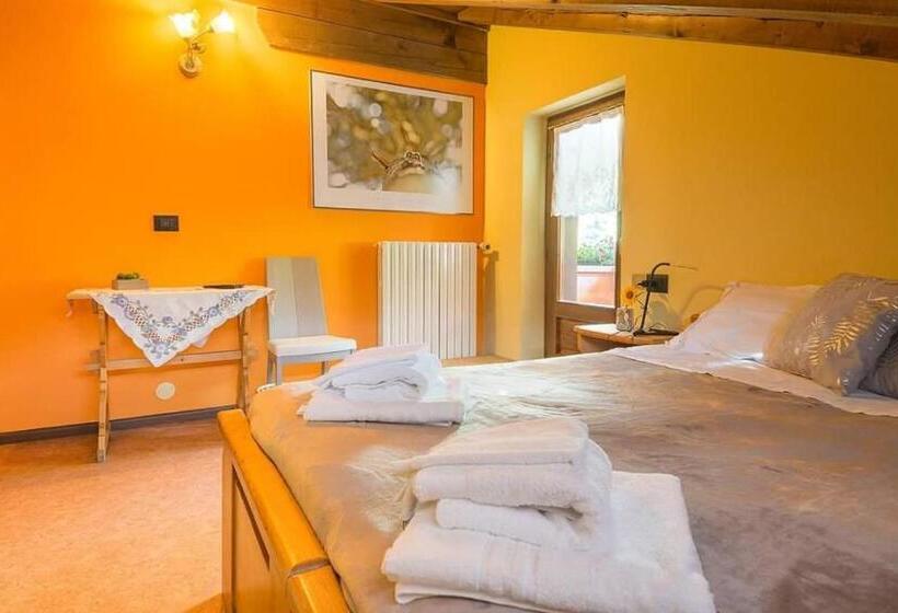 غرفة قياسية مزوَّدة بشُرفة, Al Mughetto