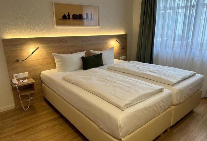 标准间, Bronnbacher Hof