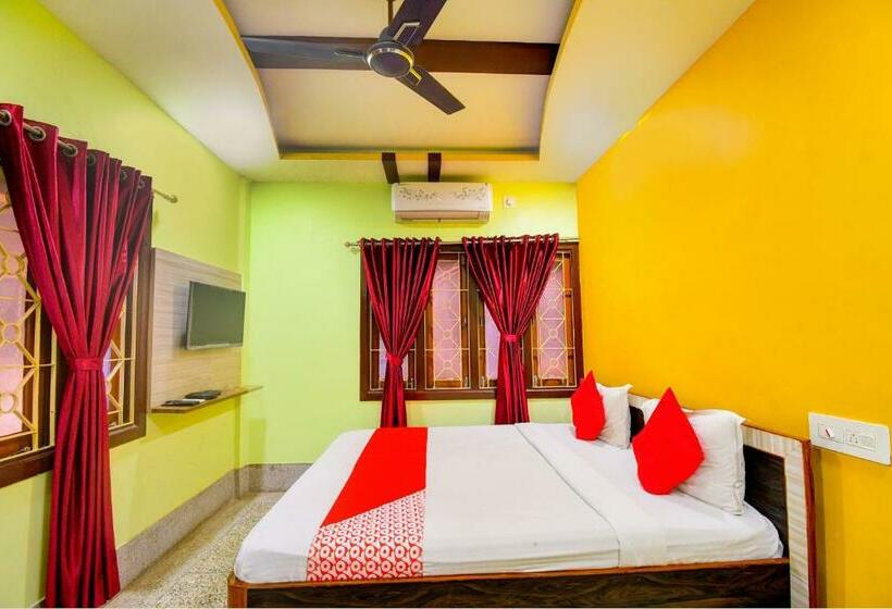 חדר קלאסי לשלושה, Oyo Flagship 81403c  Mani Tarini