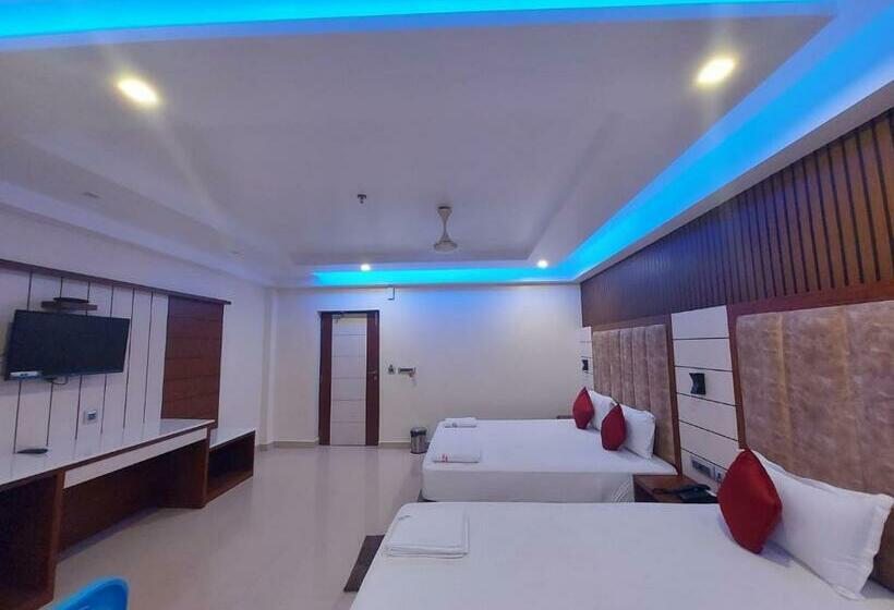 Quarto Deluxe, Royal Gitanjali Resort