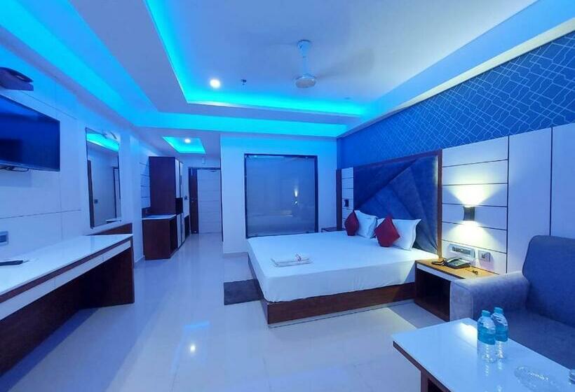 Quarto Deluxe, Royal Gitanjali Resort