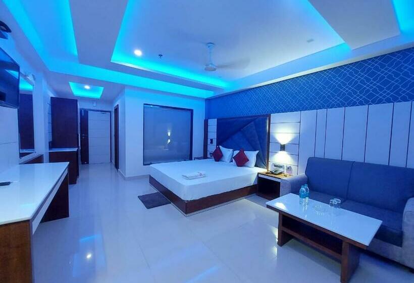 Quarto Deluxe, Royal Gitanjali Resort