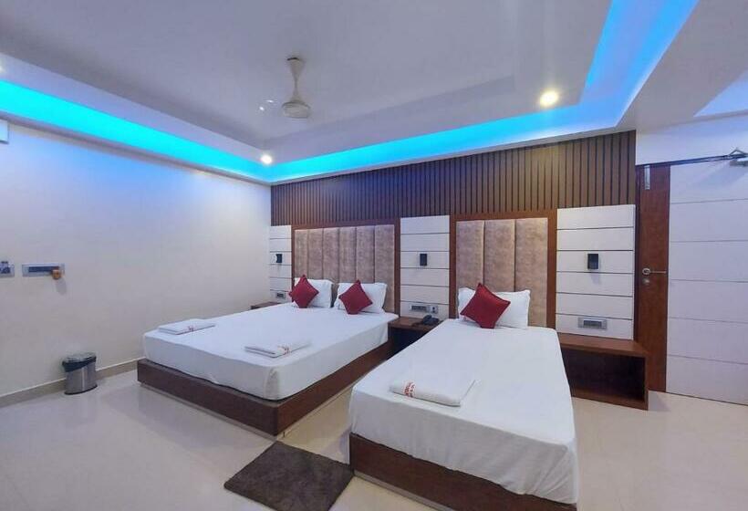 Quarto Deluxe, Royal Gitanjali Resort