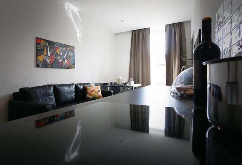 آپارتمان سوپریور 1 خوابه, New Moon Rooms