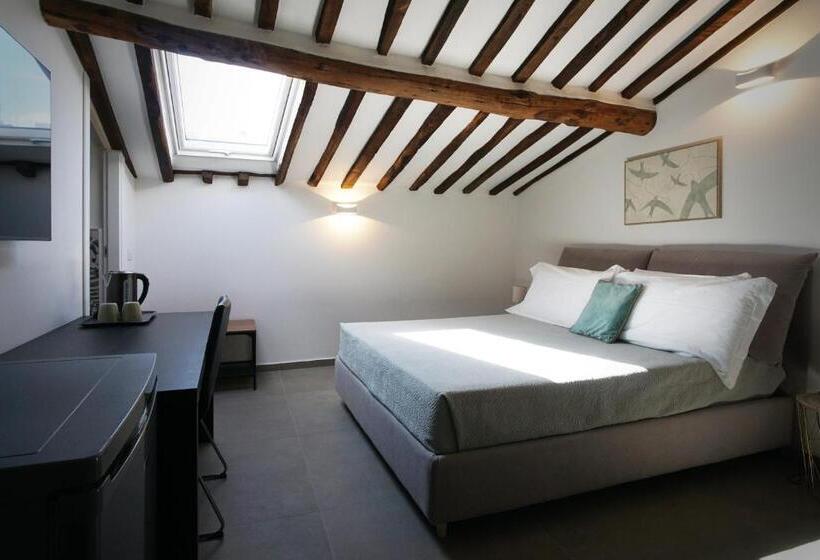 اتاق استاندارد, New Moon Rooms