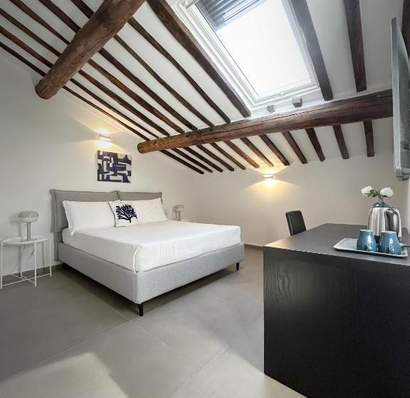 اتاق استاندارد, New Moon Rooms