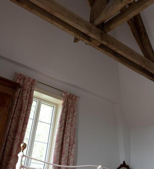 غرفة قياسية سرير كينج, Chambres D Hôtes Château De Saint Etienne Du Bois