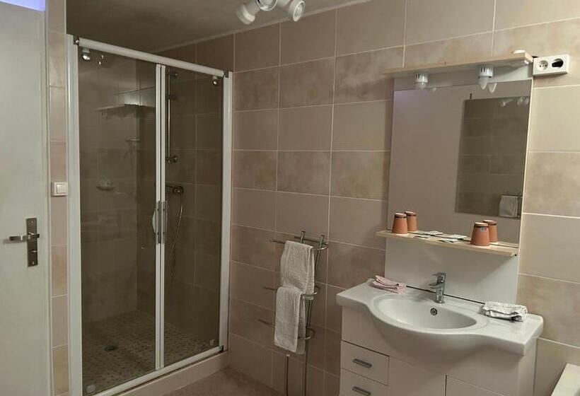 Номер Стандарт, Chambres D Hôtes La Cheminée