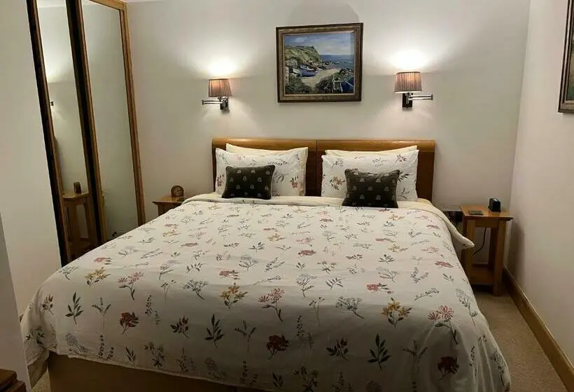 キングサイズベッドのスタンダードルーム, Lands End Hostel And B&b