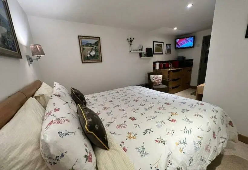 キングサイズベッドのスタンダードルーム, Lands End Hostel And B&b