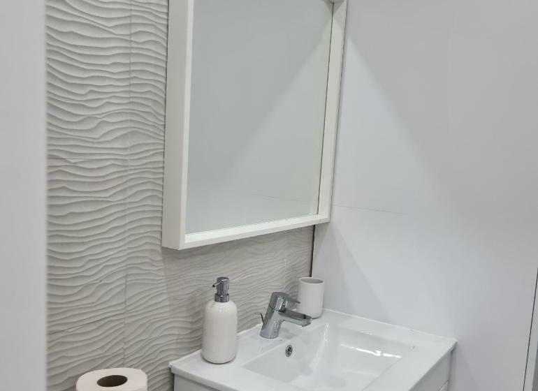 带1个卧室的带阳台的公寓, Olimp Sea View Apartments Etajul 11