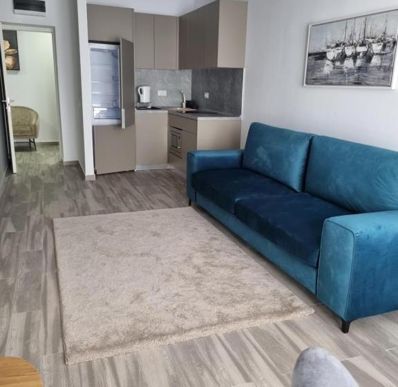 آپارتمان 1 خوابه با چشم‌انداز دریا, Olimp Sea View Apartments Etajul 11