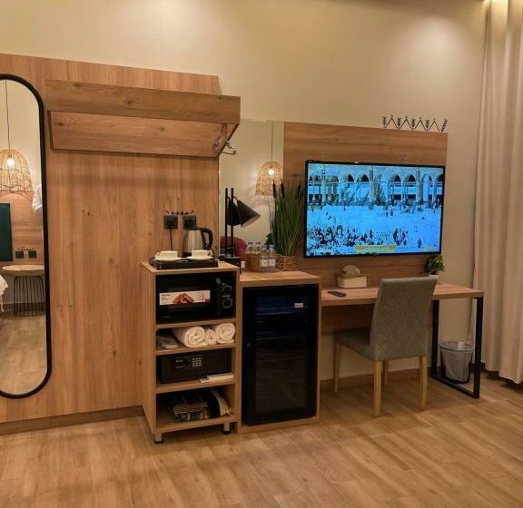 スタンダードスタジオ, ريف سويت للأجنحة الفندقية