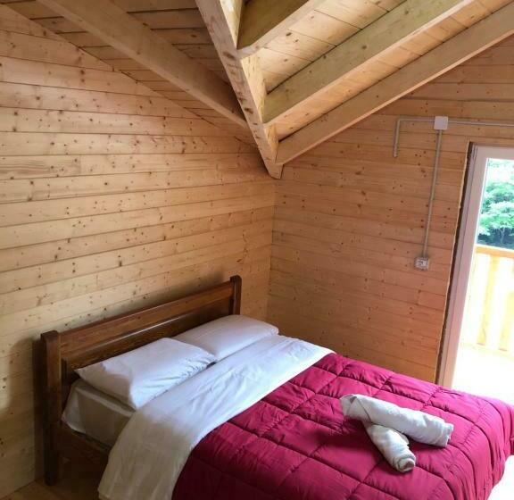 اتاق استاندارد با بالکن, Livadhi Guesthouse Komani Lake