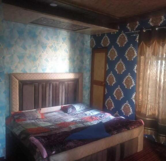 חדר קלאסי לשלושה, O Bareen Home Stay