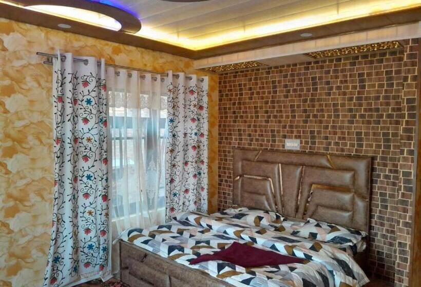 غرفة كلاسيكية ثلاثية, O Bareen Home Stay