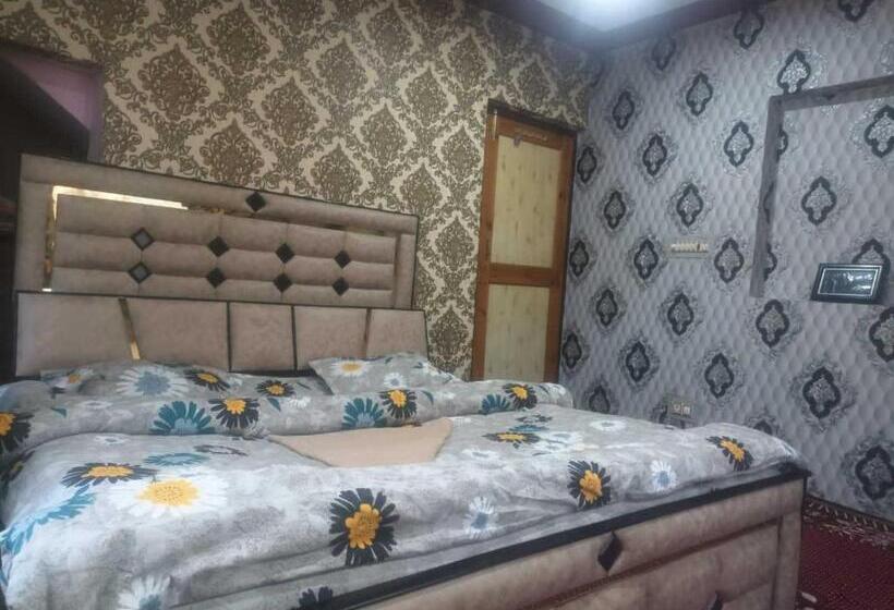 חדר קלאסי לשלושה, O Bareen Home Stay