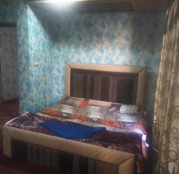 غرفة كلاسيكية ثلاثية, O Bareen Home Stay