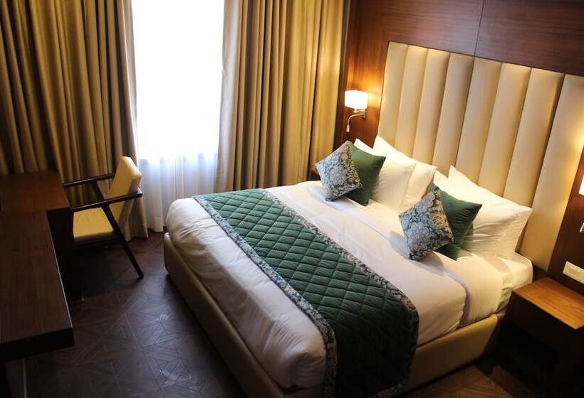 Quarto Premium, Welcomheritage Grand, Srinagar