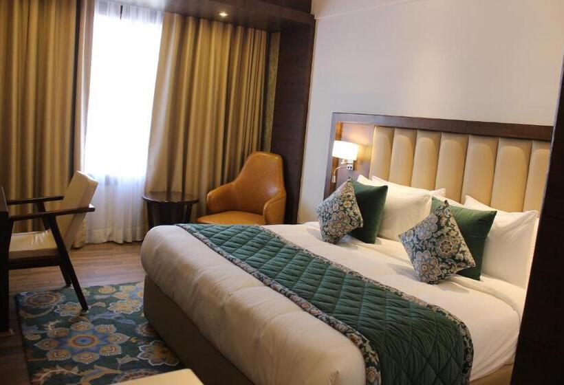 Quarto Deluxe, Welcomheritage Grand, Srinagar