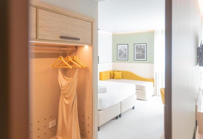 デラックストリプルルーム, Ambasciatori Suite