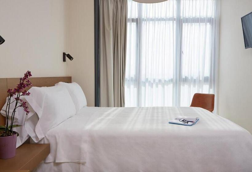 חדר סטנדרט, Trina 20