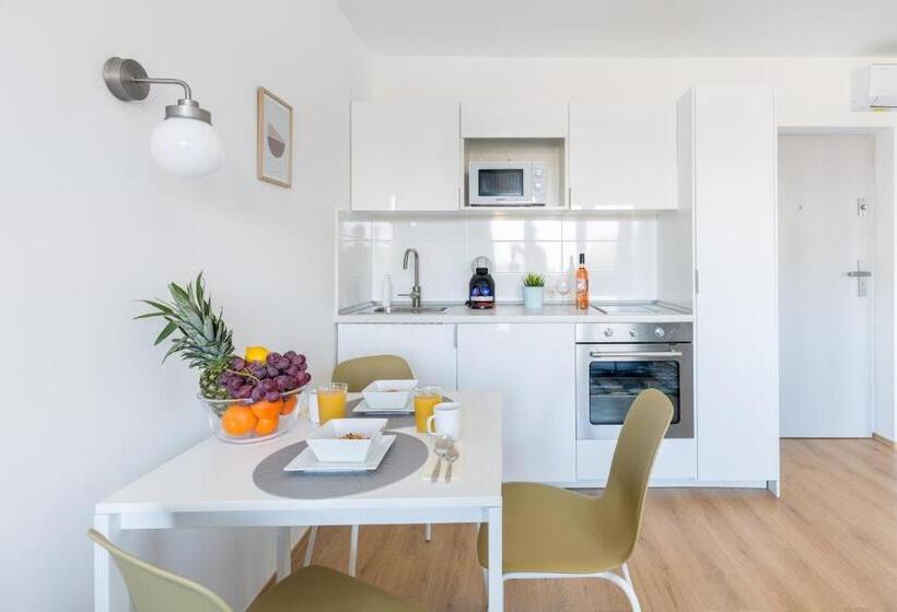 침실 1개 아파트, Pauzo Balaton