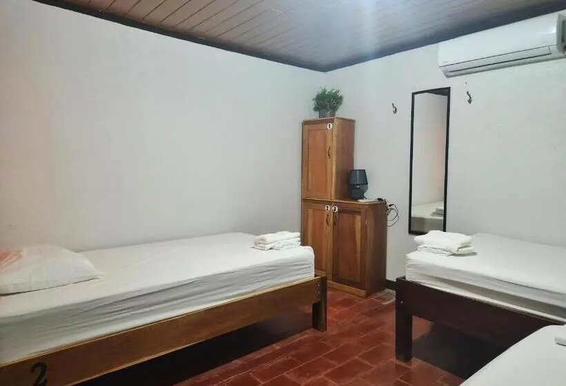 Standard Kolmen Hengen Huone, Hostel El Pretal