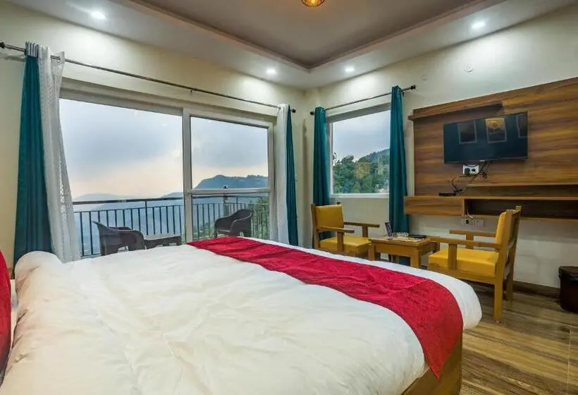 Deluxe Room Mountain View, Mukteshwar Treat Resort