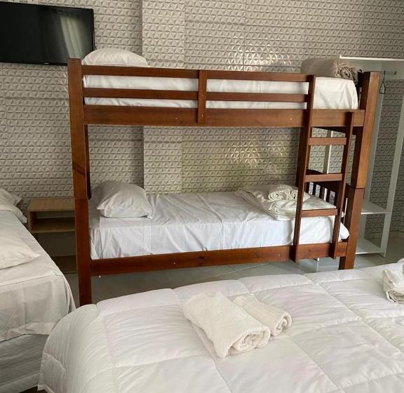 家庭间, Pousada Las Palmas