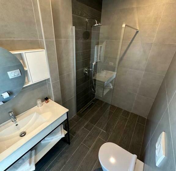 חדר סטנדרט עם מרפסת, Split Rooftop Suites