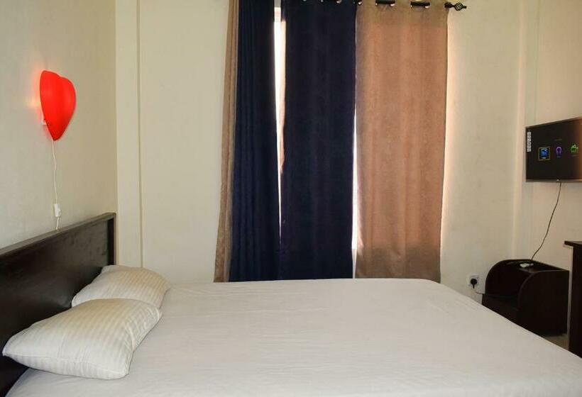 Habitació Deluxe, Trinco Star