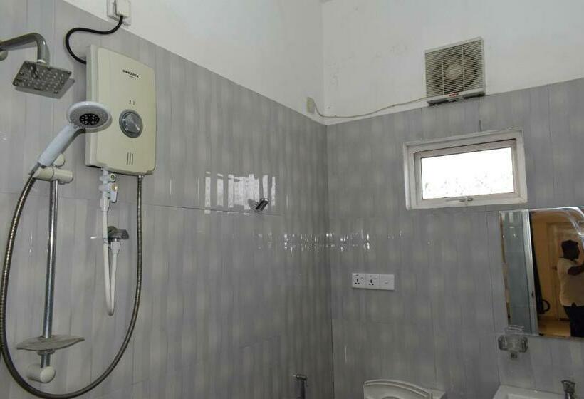 Habitació Triple Deluxe, Trinco Star