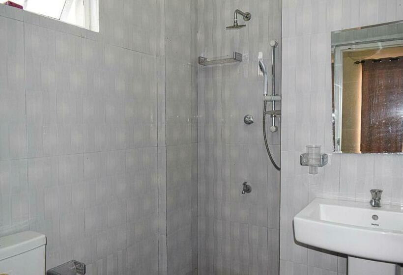 Habitació Triple Deluxe, Trinco Star