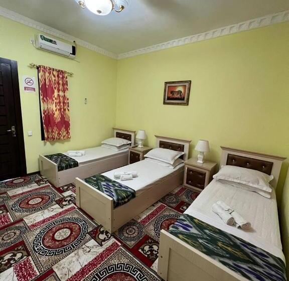 غرفة قياسية ثلاثية, Ismail Somoni Guesthouse