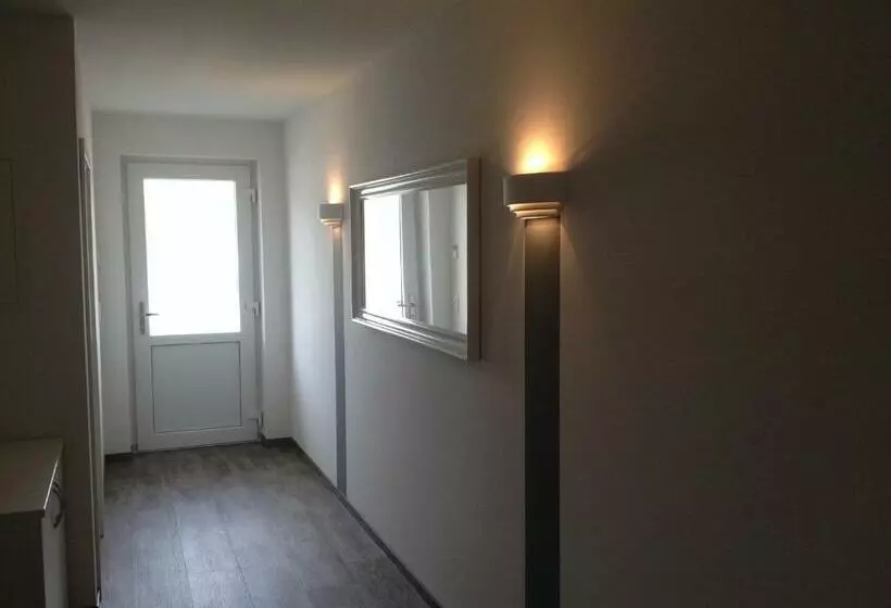 テラス付き１ベッドルームアパートメント, Aparthotel Am Heidensee