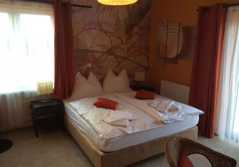 Comfort room with balcony, Casilino Hotel A 24 Wittenburg