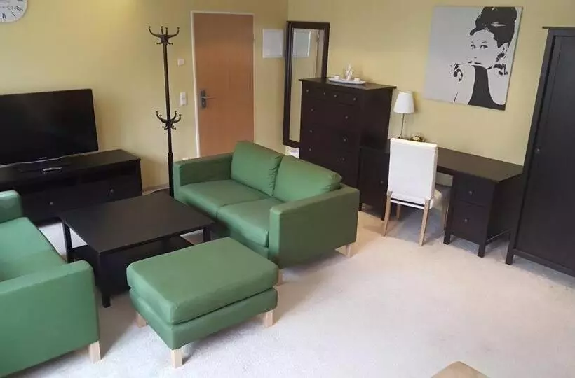 キングサイズベッドのスイートルーム, Casilino Hotel A 24 Wittenburg