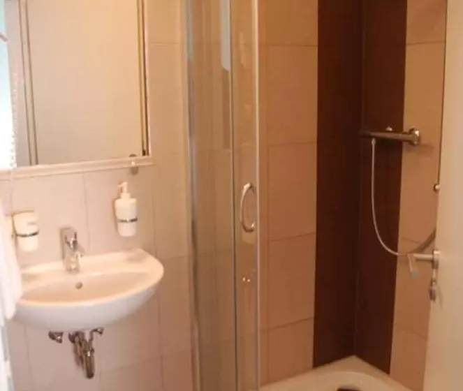 Comfort room with balcony, Casilino Hotel A 24 Wittenburg
