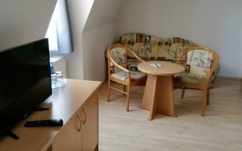 标准间, Alte Apotheke