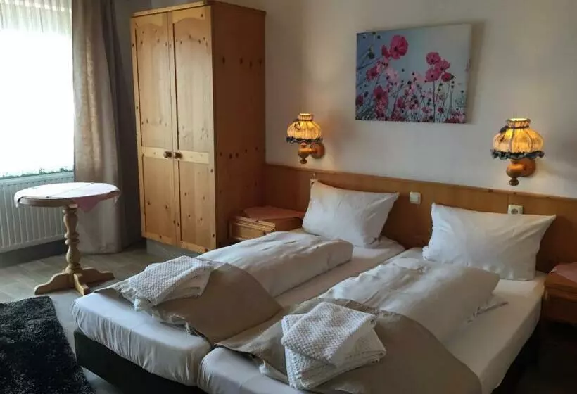 اتاق استاندارد با بالکن, Alte Rose Gasthaus