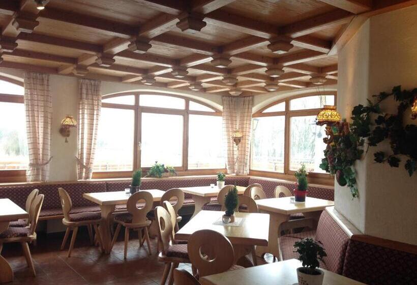 Номер Стандарт с Балконом, Alte Rose Gasthaus