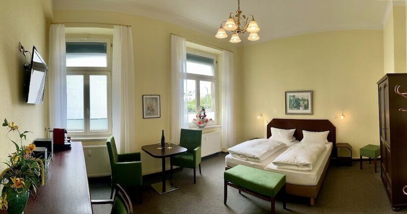 Номер Стандарт, Apartmenthaus Stadt Metz