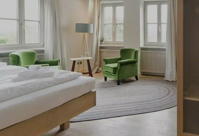 اتاق لوکس, Aussicht Bio Hotel Restaurant Cafe