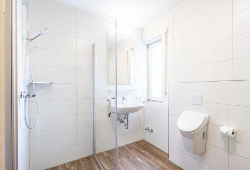 ファミリールーム, Bamberg Inn