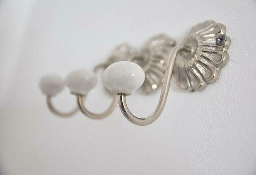 חדר סטנדרט, Bensons