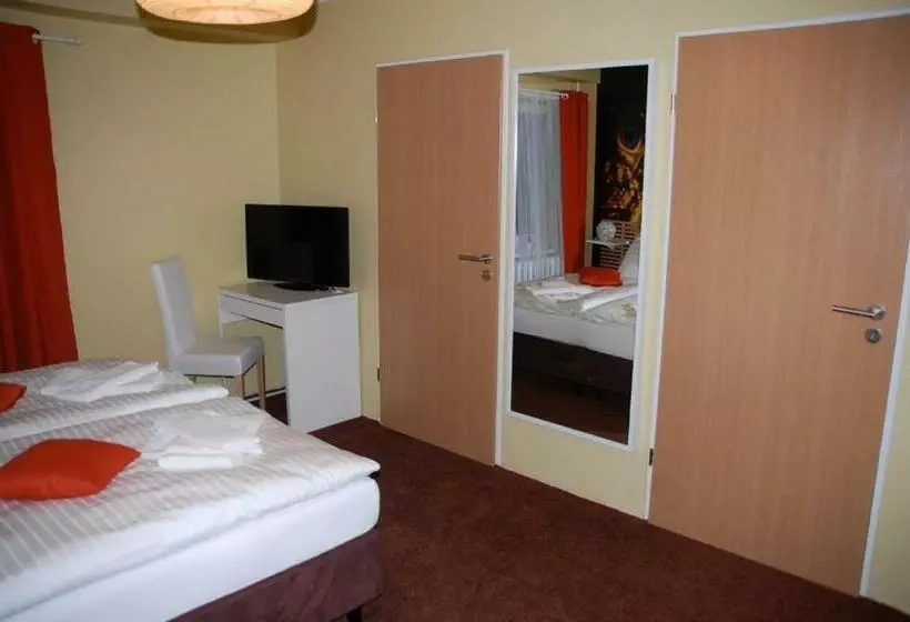 ファミリールーム, Casilino Hotel A 24 Wittenburg