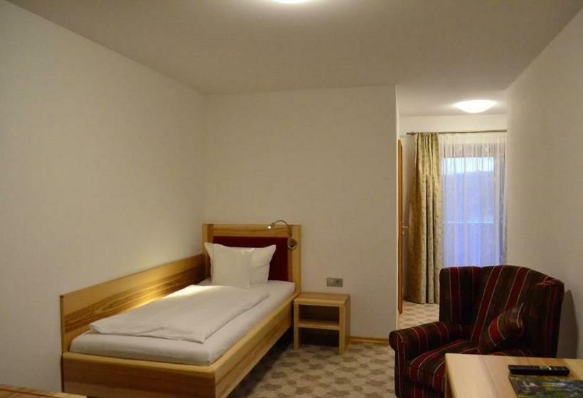 غرفة كومفورت فردية, Der Bäume