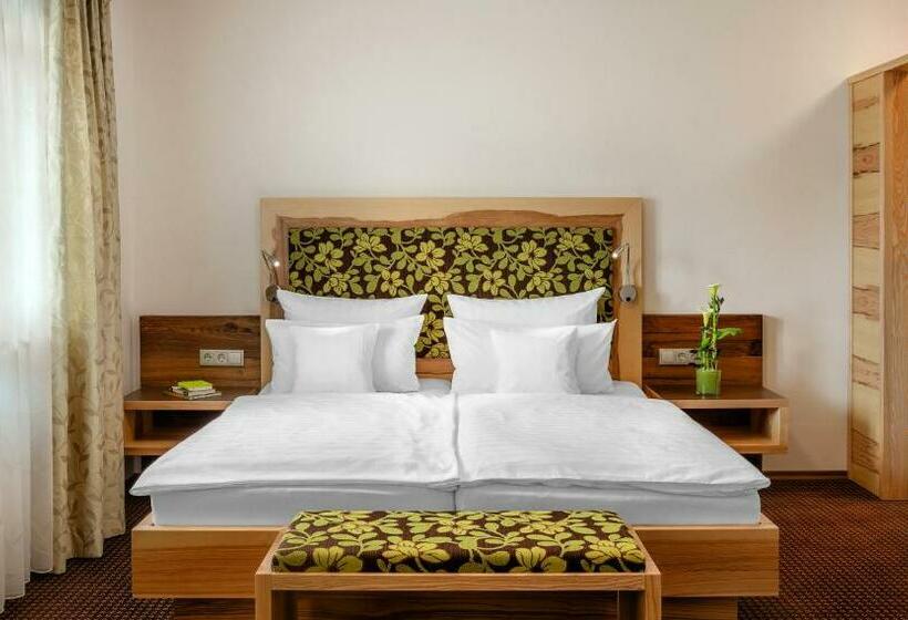 غرفة سوبيريور, Der Bäume