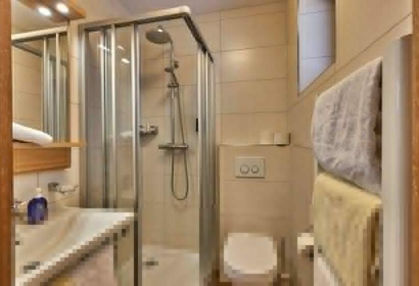 غرفة سوبيريور, Der Bäume